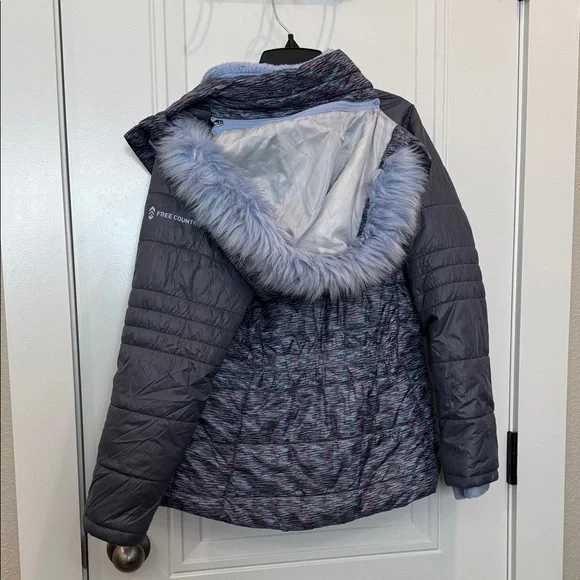 Free Country Kids Puffer Jacket with Faux Fur Hood - Blue and Gray - Picture 6 of 8